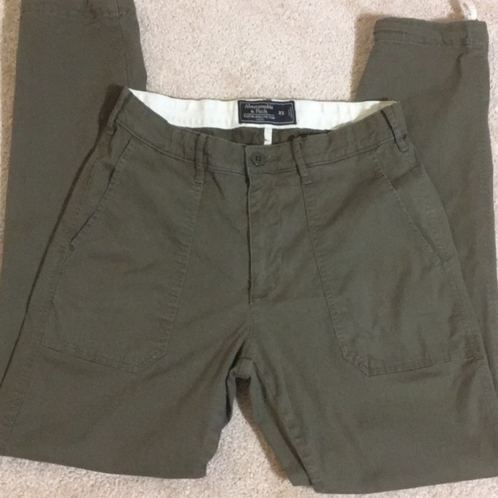 Abercrombie and Fitch pants XS